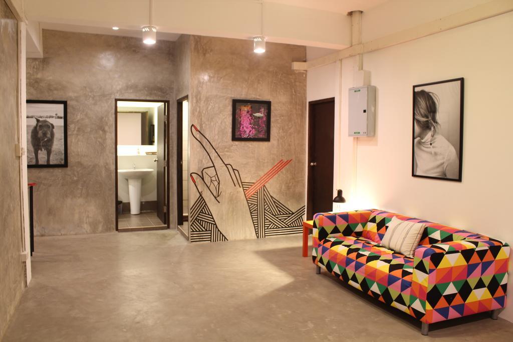 Kama Bangkok Bed & Breakfast Екстериор снимка