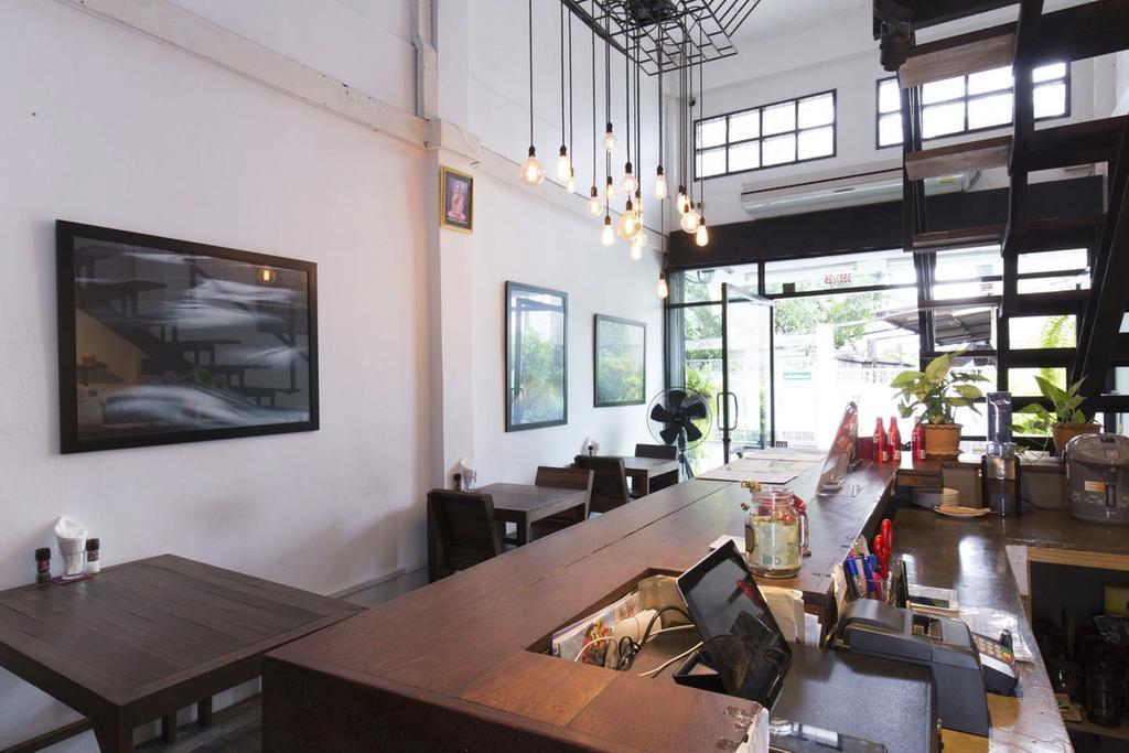 Kama Bangkok Bed & Breakfast Екстериор снимка