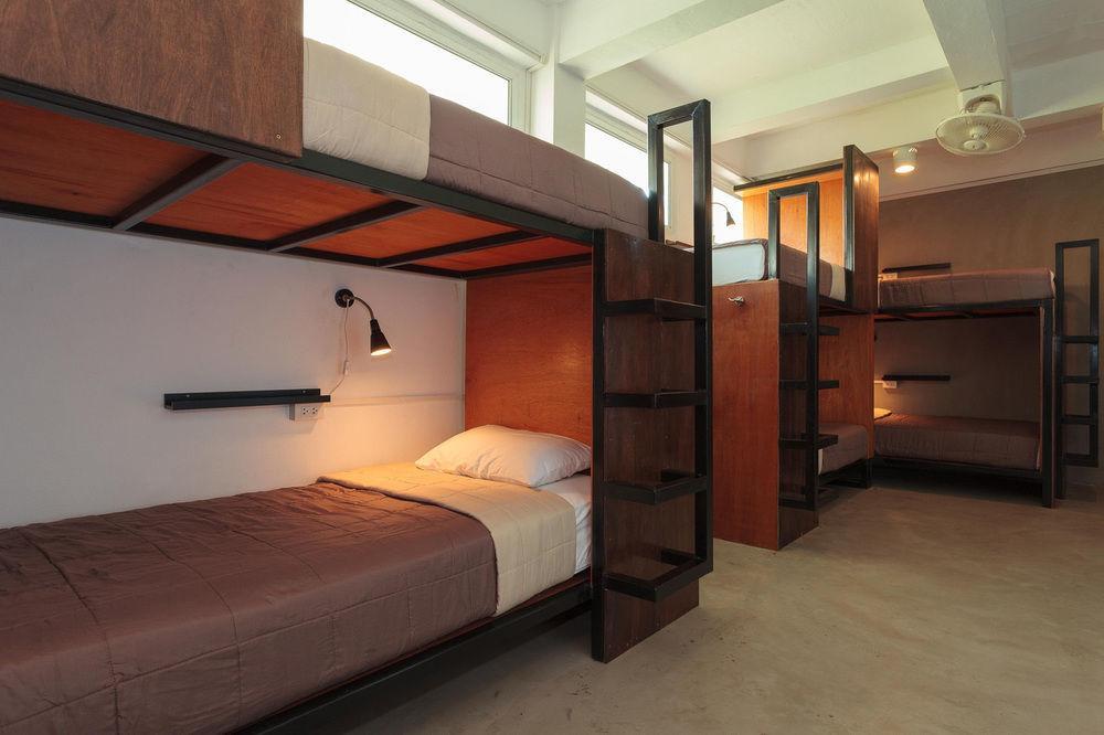 Kama Bangkok Bed & Breakfast Екстериор снимка
