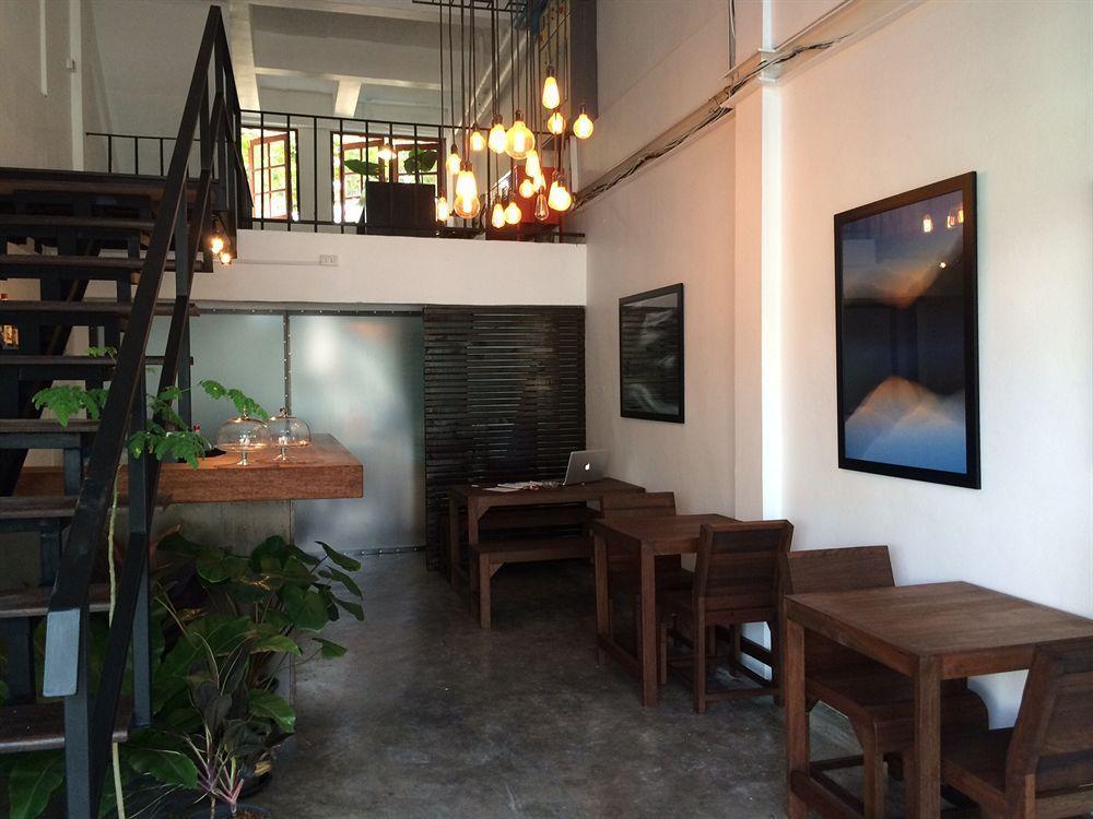 Kama Bangkok Bed & Breakfast Екстериор снимка