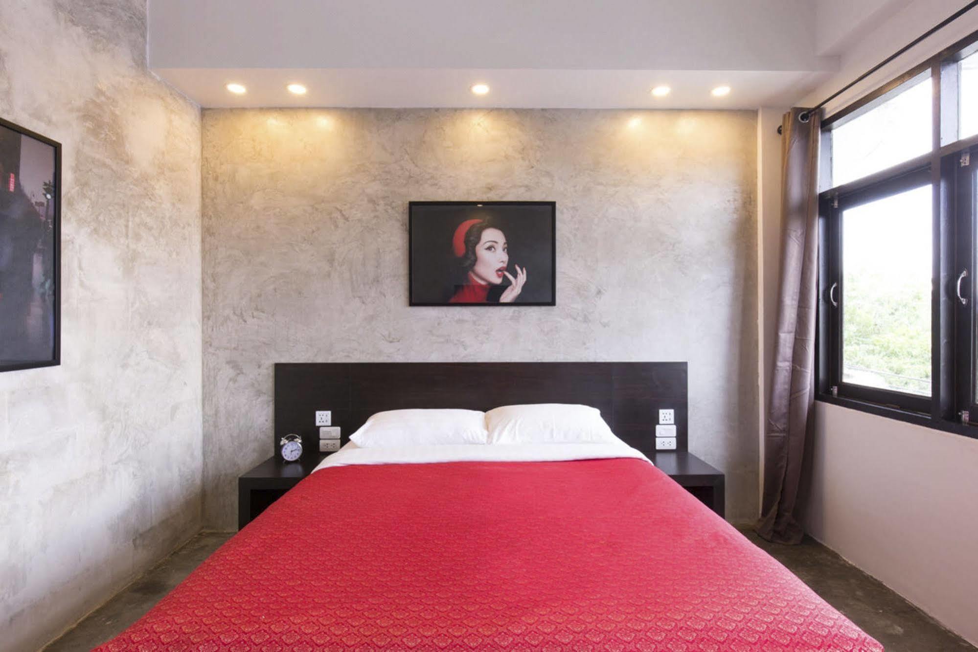 Kama Bangkok Bed & Breakfast Екстериор снимка