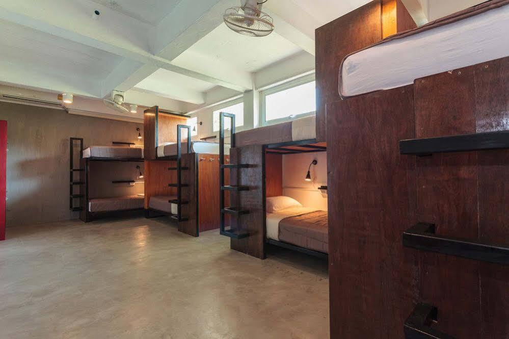 Kama Bangkok Bed & Breakfast Екстериор снимка