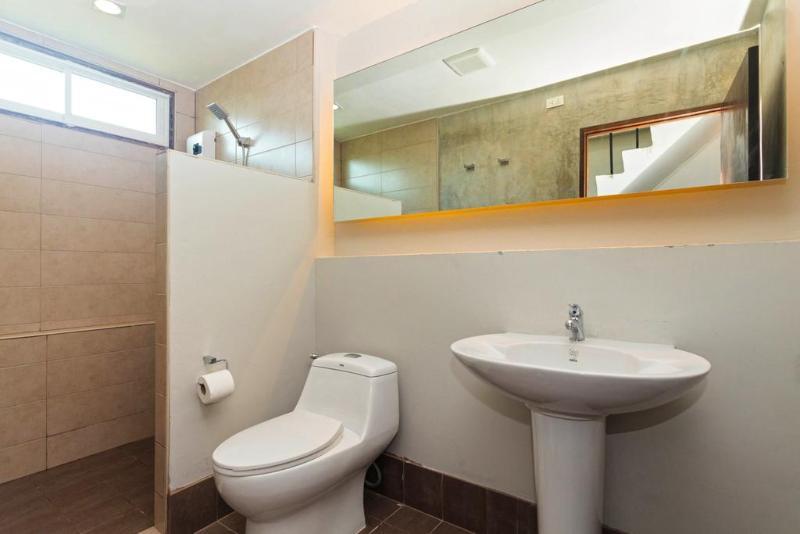 Kama Bangkok Bed & Breakfast Екстериор снимка